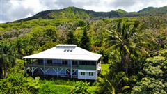 BEAUTIFUL 10-ACRE ESTATE