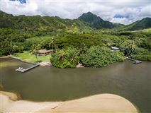 OCEANFRONT PROPERTY REMINISCENT OF OLD HAWAII