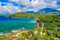 WONDERFUL TROPICAL RETREAT