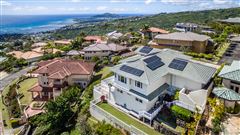 SPACIOUS LUXURY HOME WITH EXPANSIVE OCEAN VIEWS