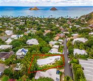LANIKAI HILLSIDE HOME WITH MOKULUA ISLAND AND OCEAN VIEWS