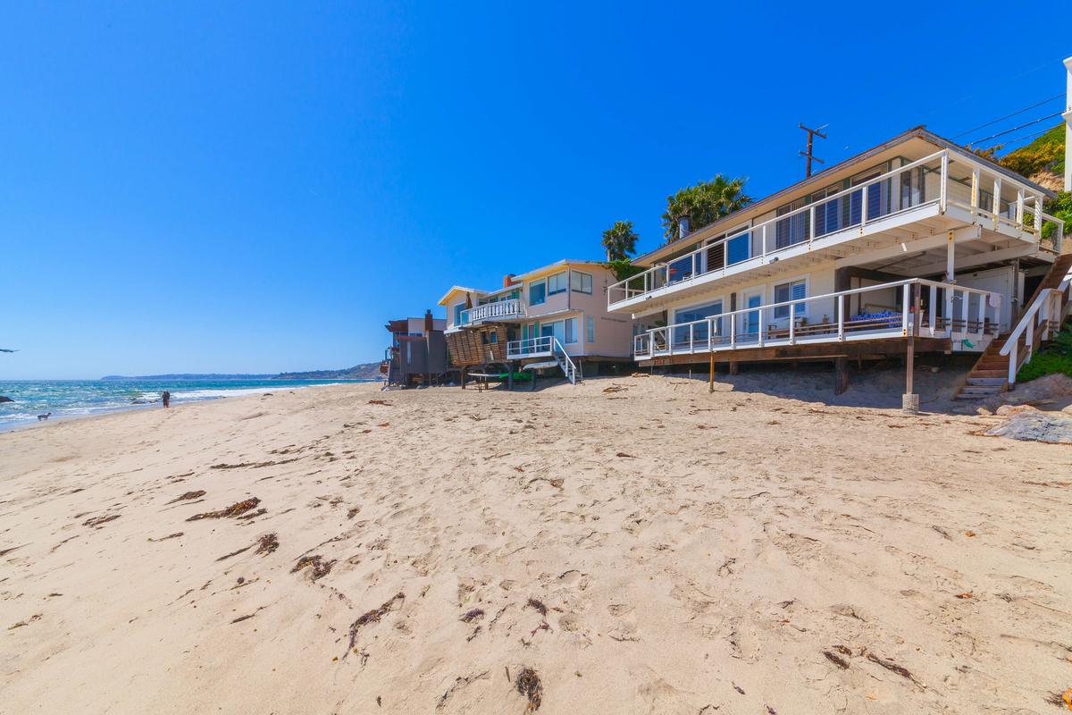 Malibu Cottages For Sale