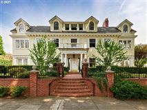 COLONIAL ESTATE LIVING IN THE HEART THE CITY