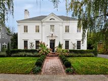 BEAUTIFUL DOLPH PARK GEORGIAN COLONIAL