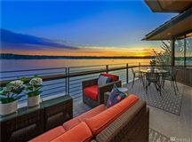 FULLY REALIZED SEATTLE MODERN LIVING