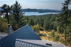 SPECTACULAR MARINE VIEWS AND SUNSETS