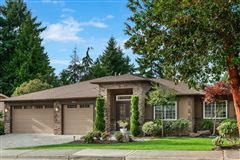 DISTINCTIVE KIRKLAND LIVING