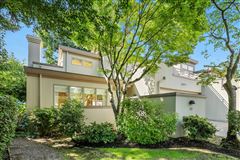 LAUREL PARK TOWNHOME