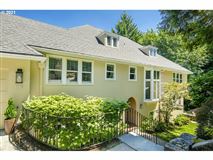 BREATHTAKING HOME IN PORTLAND HEIGHTS WITH GREAT CITY AND MOUNTAIN VIEWS