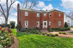 OUTSTANDING JAMES RIVER WATERFRONT HOME WITH PRIVATE PIER AND BEACH