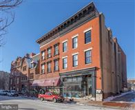 1800S MIDTOWN MANSION