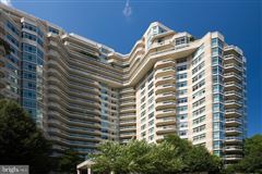 GORGEOUS RENOVATED LUXURY CONDO IN FRIENDSHIP HEIGHTS
