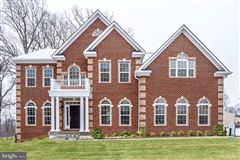 FABULOUS OPPORTUNITY IN THE WOODLANDS