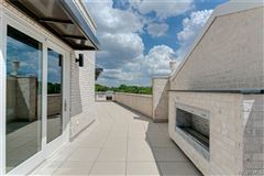 LUXURY PENTHOUSE WITH PANORAMIC VIEWS