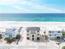SOPHISTICATED GULF-FRONT LIVING