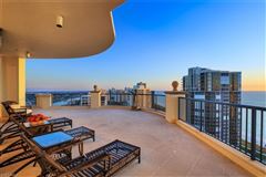 SEASONS PENTHOUSE MANSION IN THE SKY