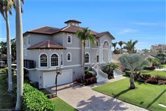 GORGEOUS WATERFRONT POOL HOME