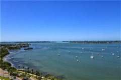 Luxury properties 大纪元独特的顶层公寓