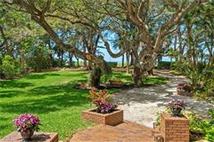 Mansions 体验这座美丽的海滩别墅的温暖和魅力