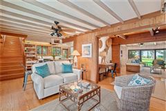 Luxury homes 体验这座美丽的海滩别墅的温暖和魅力