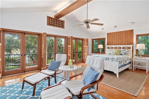 Luxury homes 体验这座美丽的海滩别墅的温暖和魅力