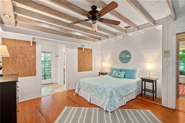 Luxury real estate 体验这座美丽的海滩别墅的温暖和魅力