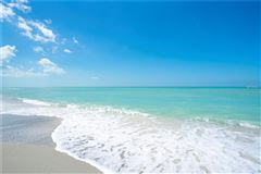 Luxury properties 体验这座美丽的海滩别墅的温暖和魅力