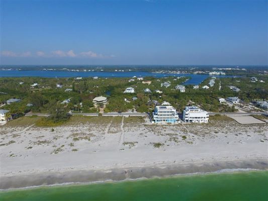 BEAUTIFUL BEACH FRONT LOT IN PLACIDA | Florida Luxury Homes | Mansions ...