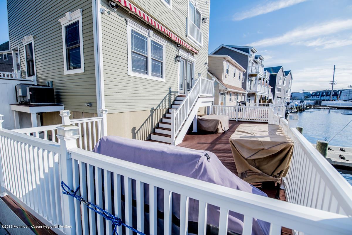 TURNKEY WATERFRONT CHADWICK BEACH BEAUTY New Jersey Luxury Homes