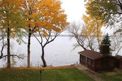 Luxury homes 定制建造的当代风格湖屋