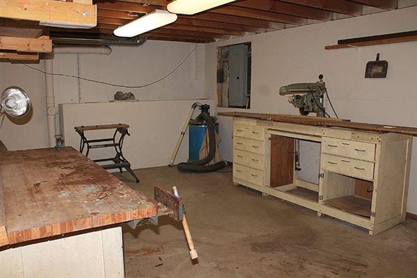 Mansions in 定制建造的当代风格湖屋