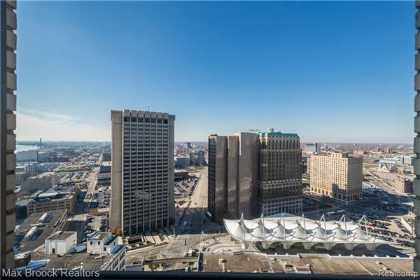 Luxury homes in 住在底特律市中心的豪华公寓