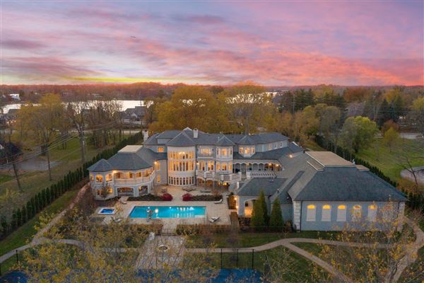 Michigan Luxury Homes And Michigan Luxury Real Estate Property Search Results Luxury Portfolio