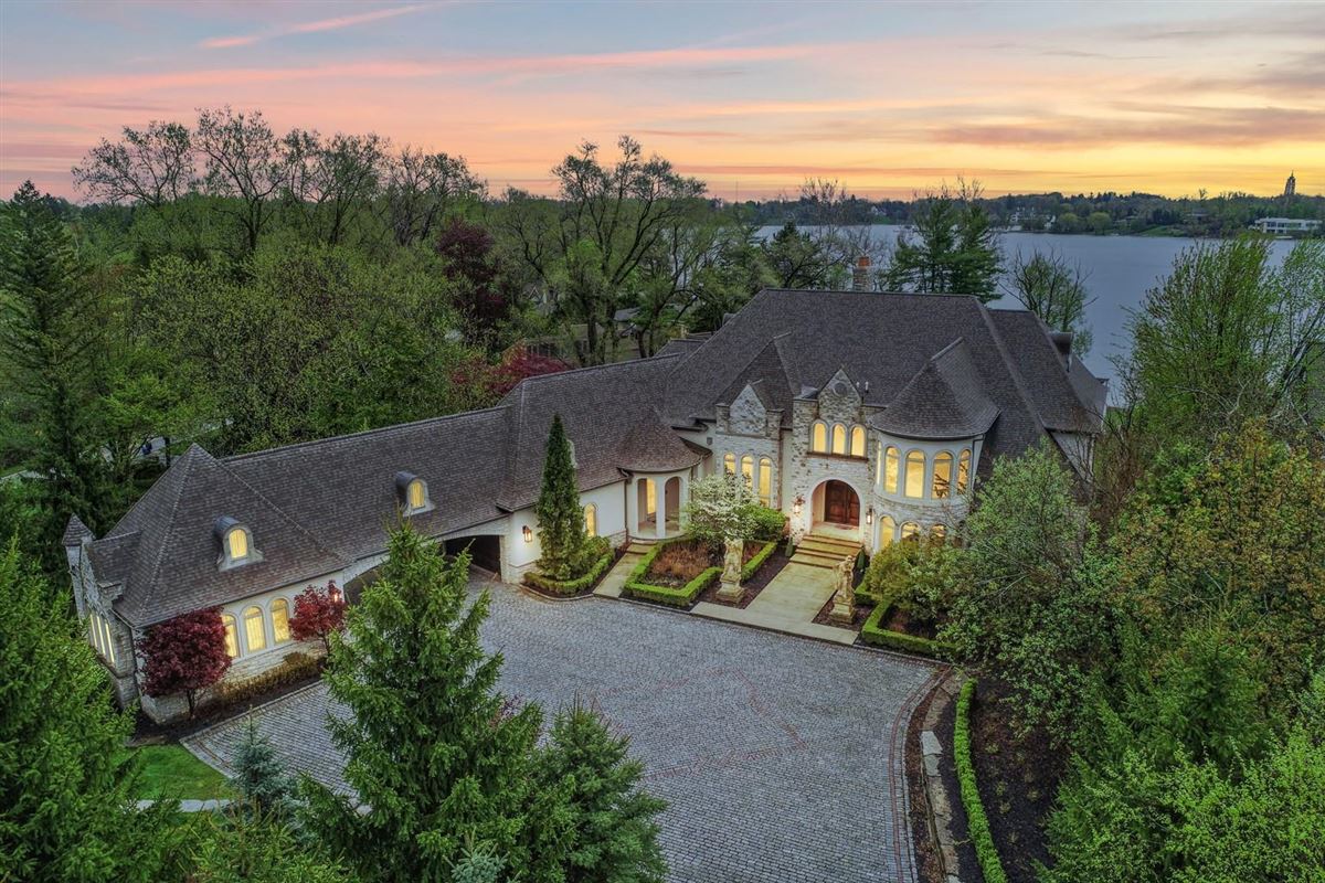lower hay lake homes for sale