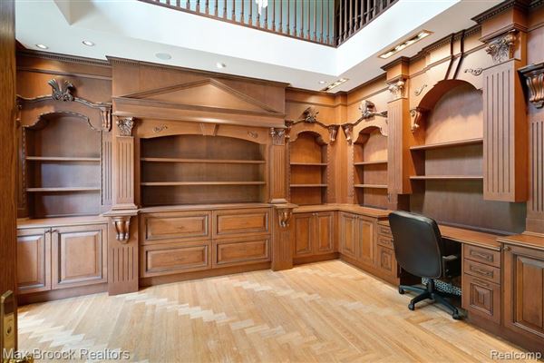 This Grand Residence Boasts Dramatic Entry Foyer With Sweeping