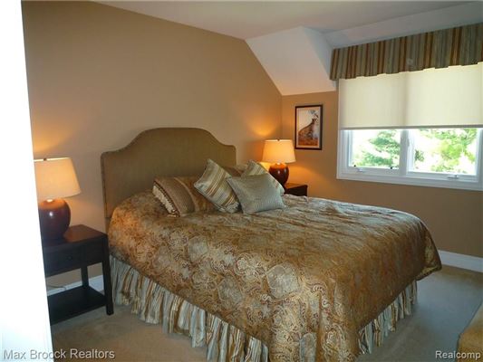 Luxury real estate 猎乡之美