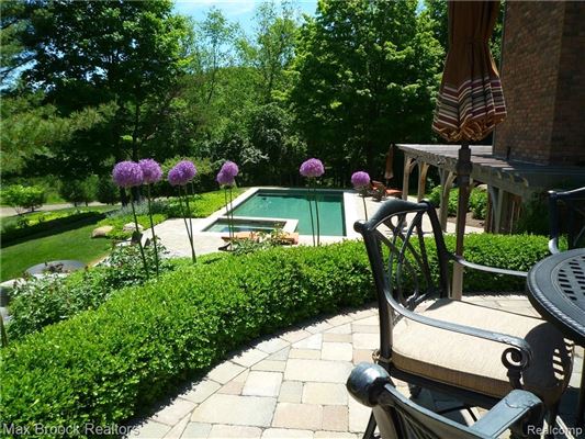 Luxury properties 猎乡之美