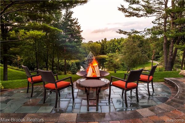 Luxury homes in 猎乡之美