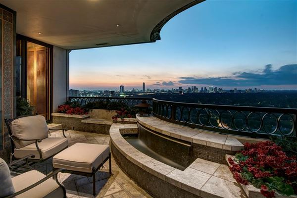 亨廷顿19楼优雅的定制住宿  luxury real estate