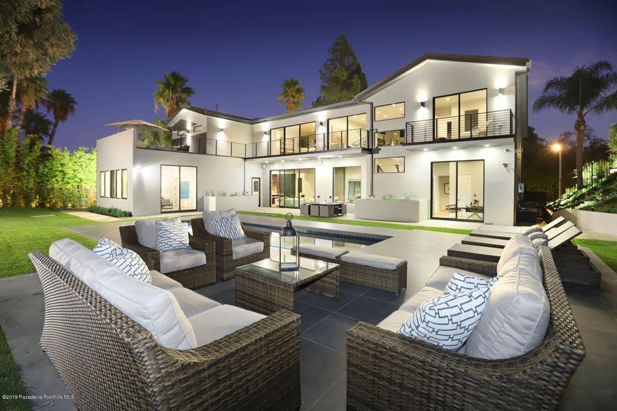 MODERN MASTERPIECE IN PRESTIGIOUS BEL AIR | California Luxury Homes ...