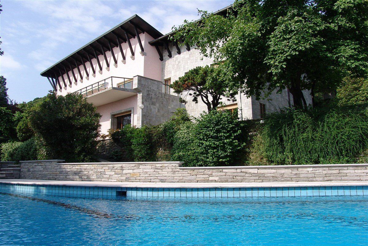 RENOVATED VILLA OVERLOOKING LAKE MAGGIORE Italy Luxury Homes
