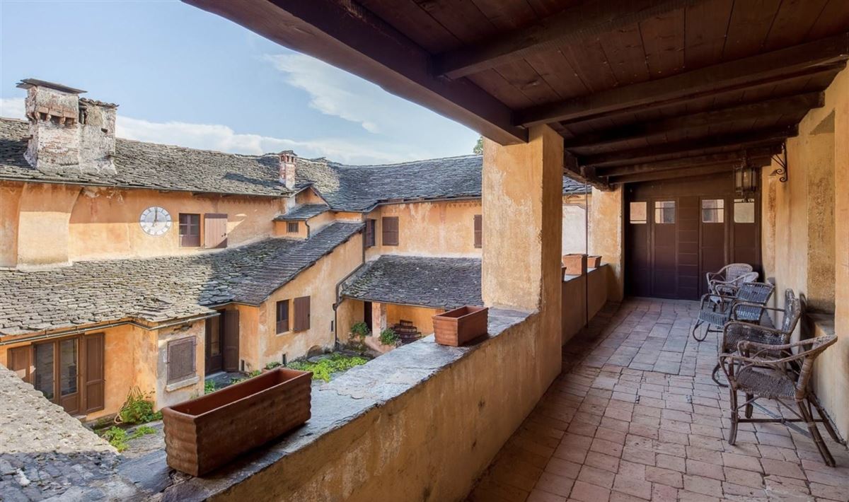 HISTORIC 1600S RESIDENCE OVERLOOKING LAKE ORTA Italy Luxury Homes