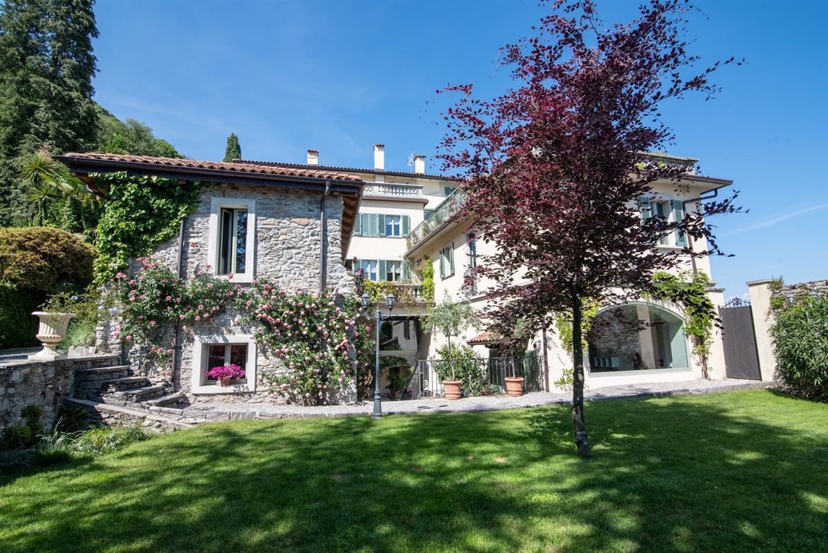 PERIOD VILLA ON LAKE MAGGIORE Italy Luxury Homes Mansions For Sale