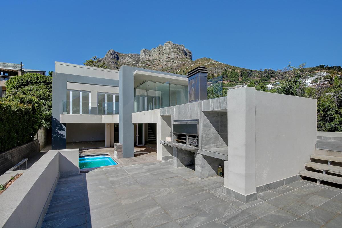 LLANDUDNO LUXURY LOCK UP South Africa Luxury Homes Mansions For