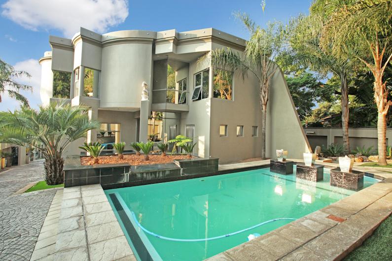MAGNIFICENT PALATIAL MANSION IN BEDFORDVIEW | South Africa Luxury Homes | Mansions For Sale ...
