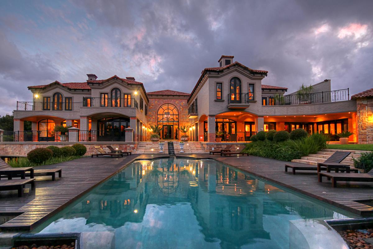 billionaire-bling-these-are-the-most-luxurious-homes-in-the-world