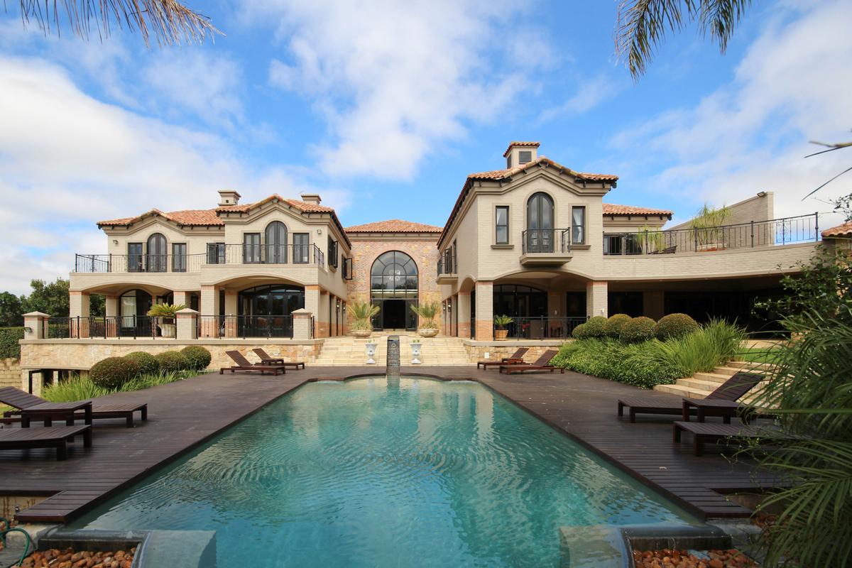 UNSURPASSED QUALITY AND SUPERIOR LIFESTYLE | South Africa Luxury Homes | Mansions For Sale ...