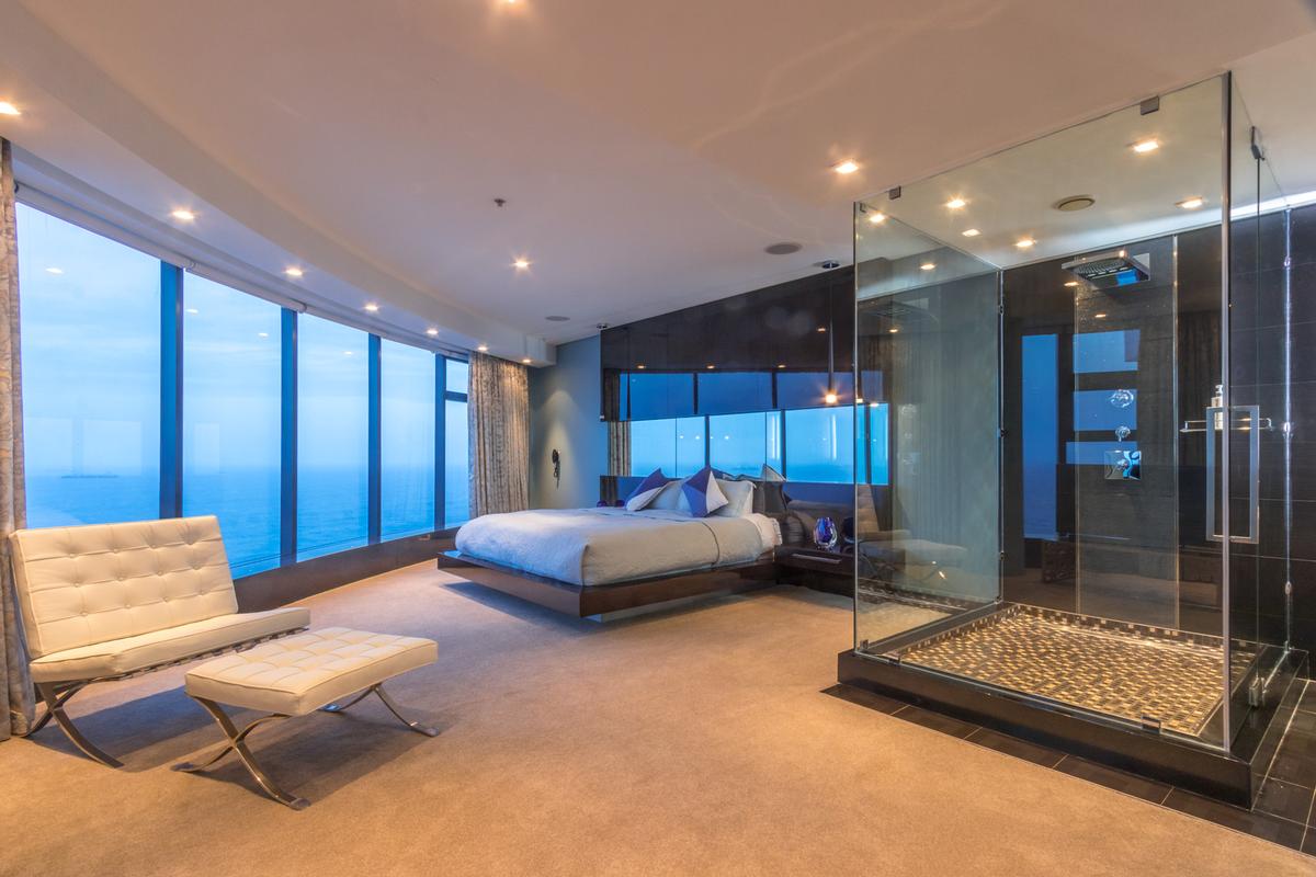 PENTHOUSE APARTMENT - PEARL BREEZE | South Africa Luxury Homes