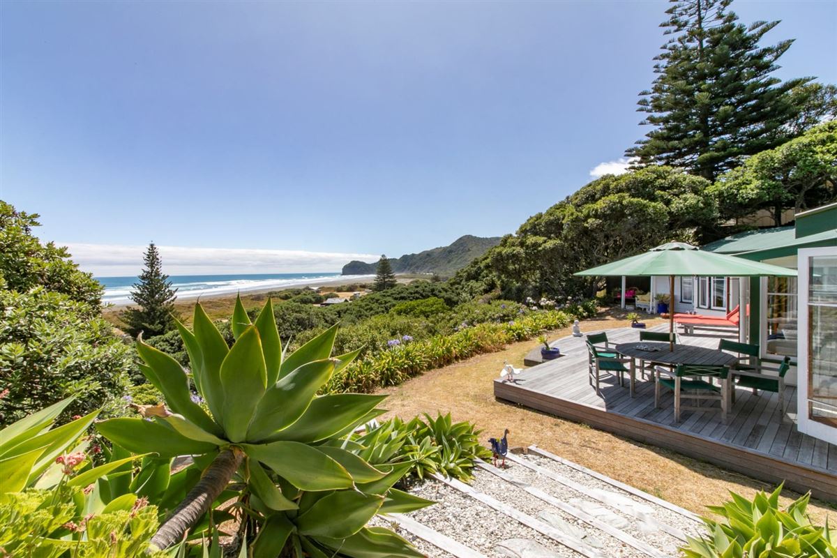 PIECE OF PARADISE IN PIHA New Zealand Luxury Homes Mansions For