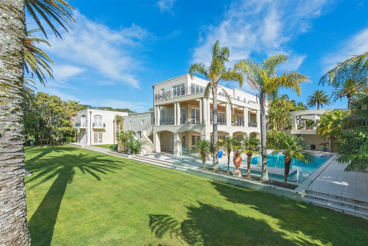 GRANDIOSE RESIDENCE IN KOHIMARAMA New Zealand Luxury Homes Mansions